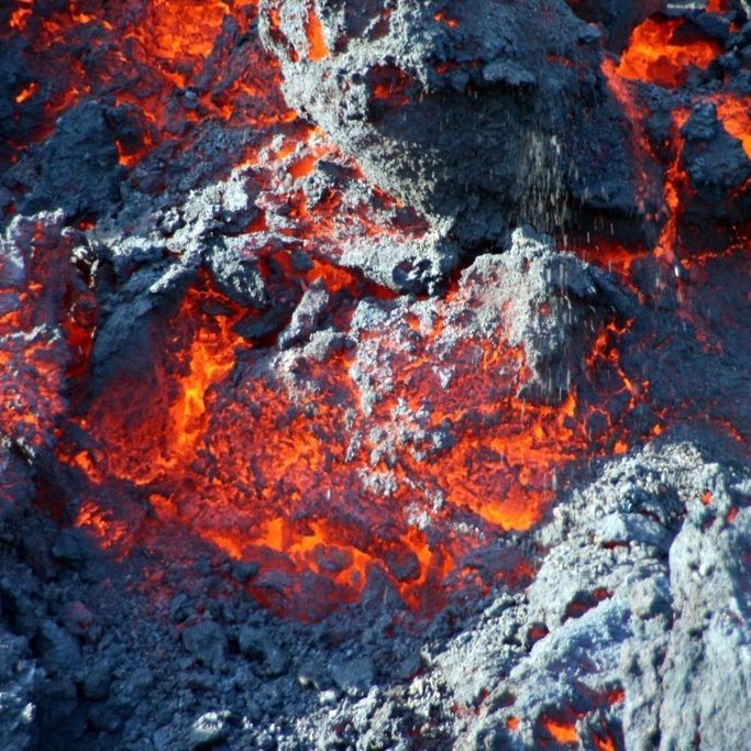 Volcanic eruption at Fimmvorduhals (Eyjafjallajokull) on 27 March 2010