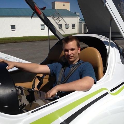 Stef&aacute;n Bergmann - First Solo Flight in June 2013