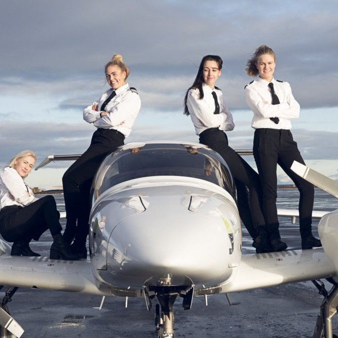 keilir_flugkonur_lowres-10