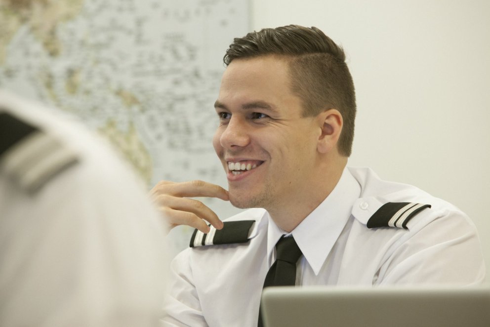 Flug grunnur - Enska