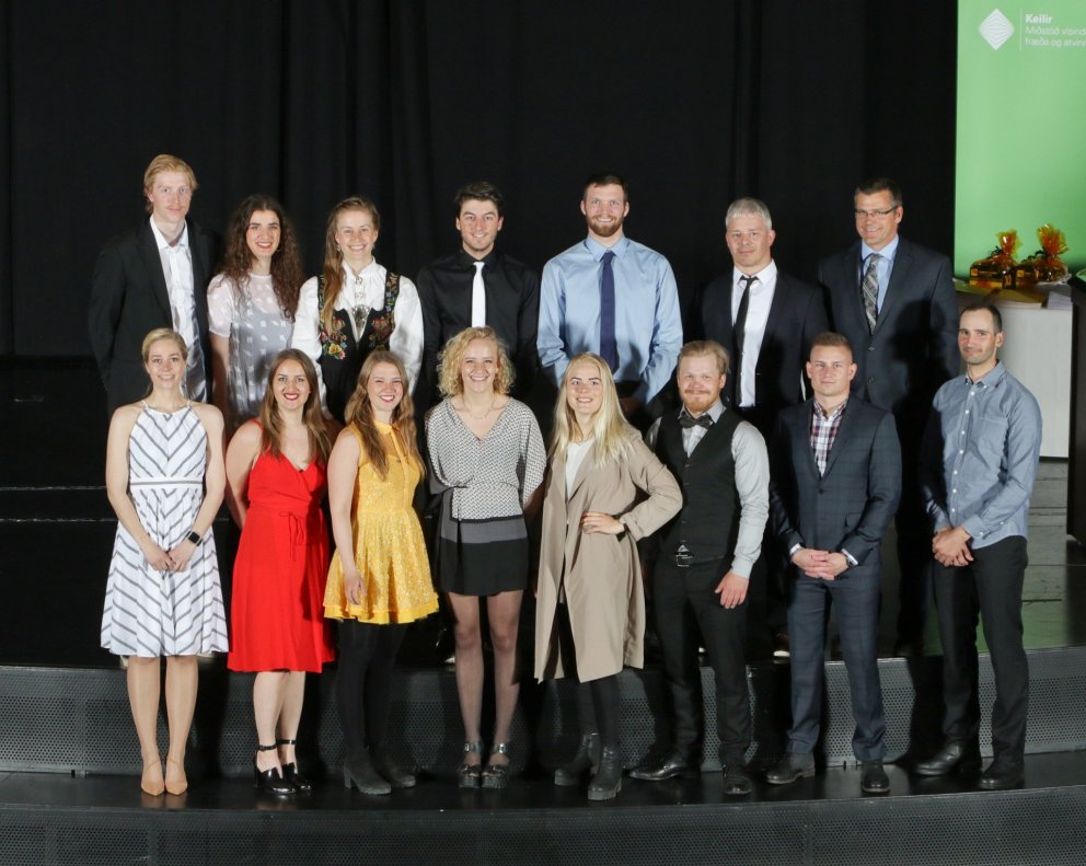 Adventure Guide graduates in June 2017