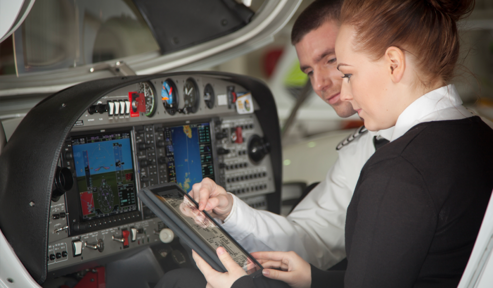 Grunnnámskeið um einka- og atvinnuflugnám