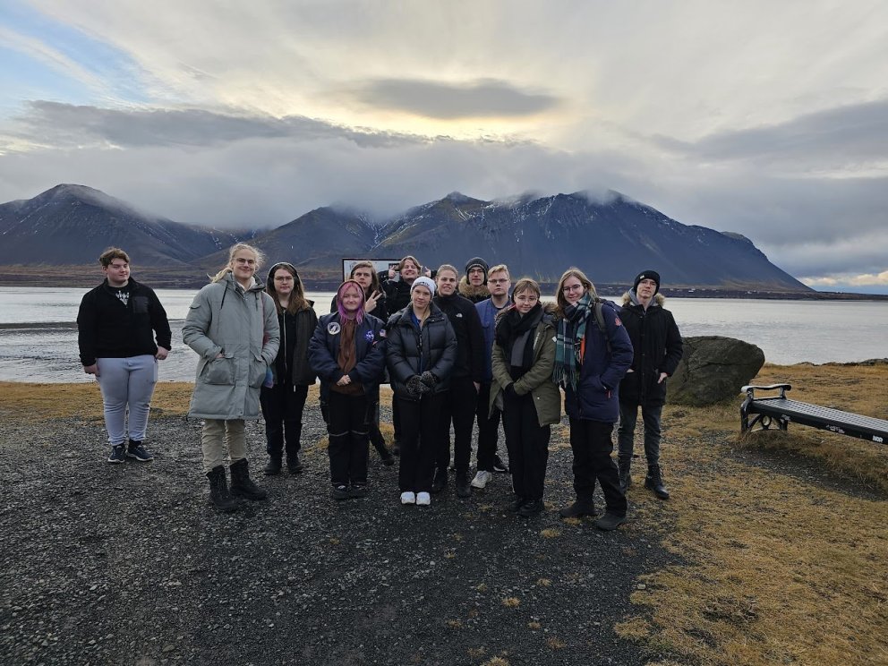 Nemendur í Menntaskólanum á Ásbrú á Egilsslóðum