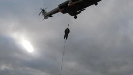 Nemendur í flugþjónustu við björgunaræfingu