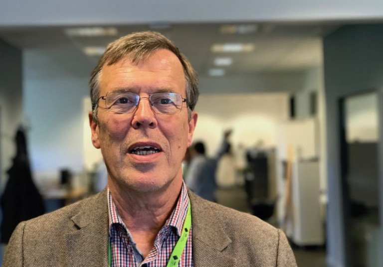 Grein eftir Hjálmar Árnason: Hvar lærir fólk?