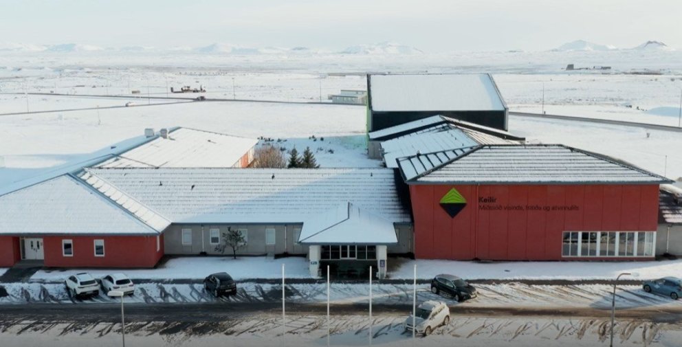 Áhrif eldvirkni og jarðhræringa á nemendur og starfsfólk