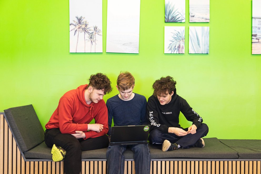 Reynsla af vendinámi við enskukennslu í MÁ