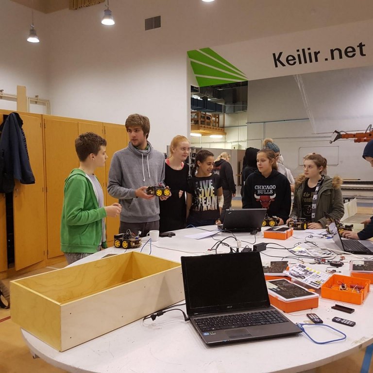 Nemendakeppni í línueltikeppni