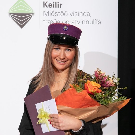 Stefndi alltaf aftur í nám