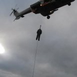 Nemendur í flugþjónustu við björgunaræfingu