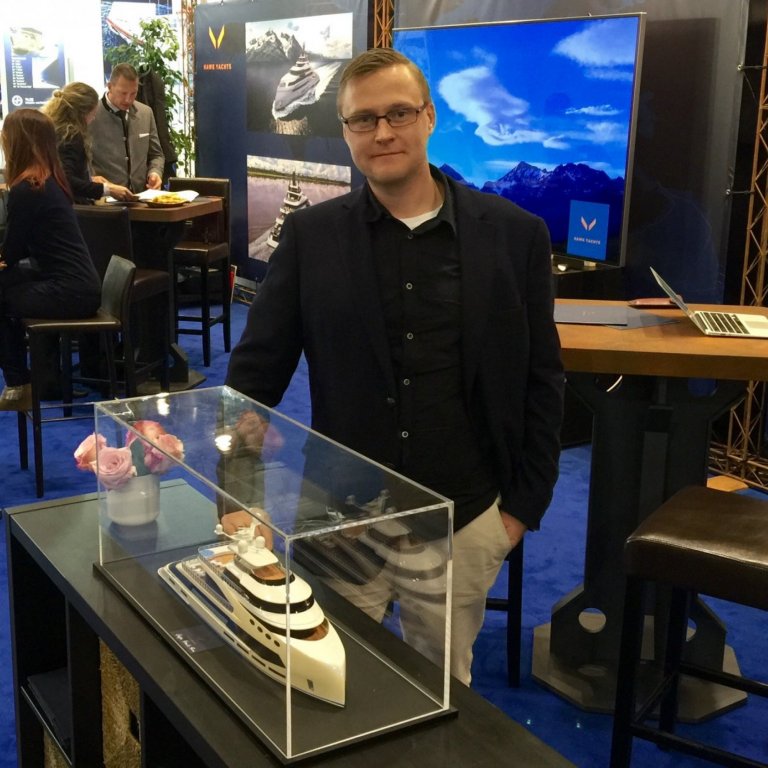 Davíð lauk Háskólabrú og vinnur hjá Porsche