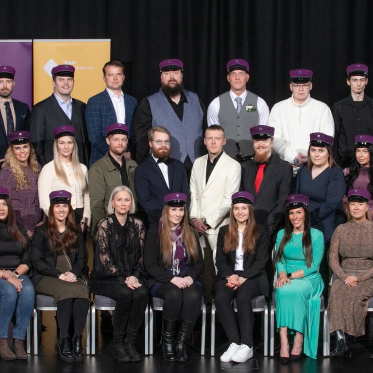 Hátíðleg útskriftarathöfn Keilis í Hljómahöll