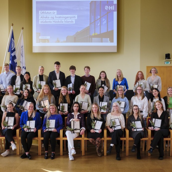Þrír nemendur Háskólabrúar hljóta styrk úr Afreks- og hvatningasjóði HÍ