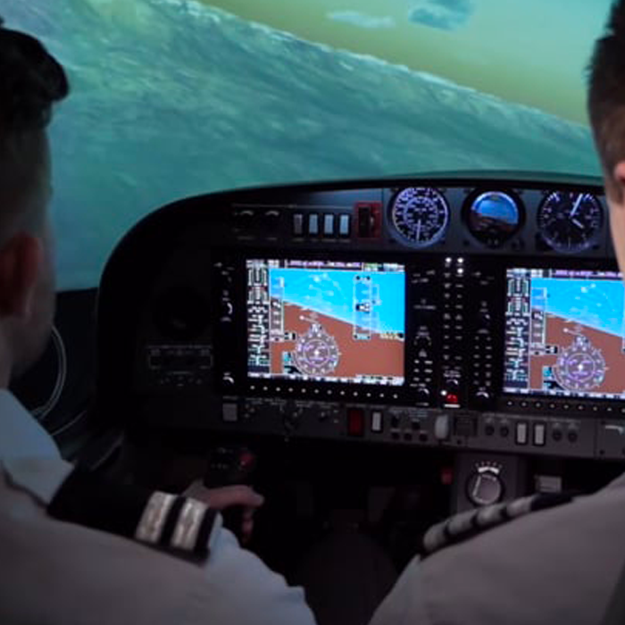 Flugkennaranám (FI)