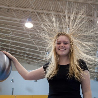 Tækni- og vísindasmiðja fyrir ungt fólk